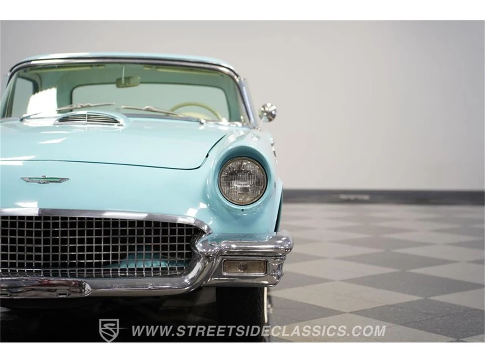 1957 Ford Thunderbird 1st Gen - Image 19 of 31