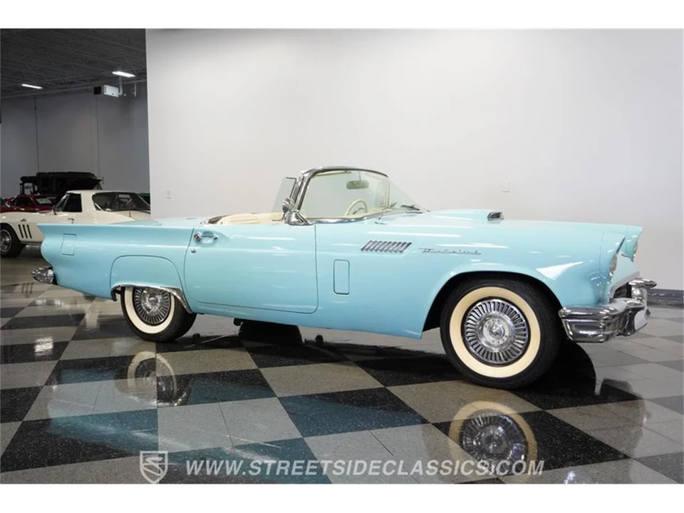 1957 Ford Thunderbird 1st Gen - Image 14 of 31
