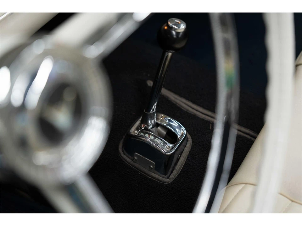 1957 Ford Thunderbird 1st Gen - Image 15 of 28