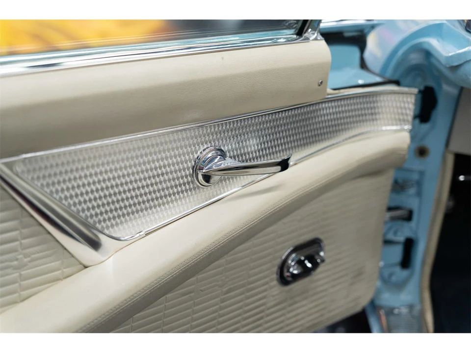 1957 Ford Thunderbird 1st Gen - Image 17 of 28