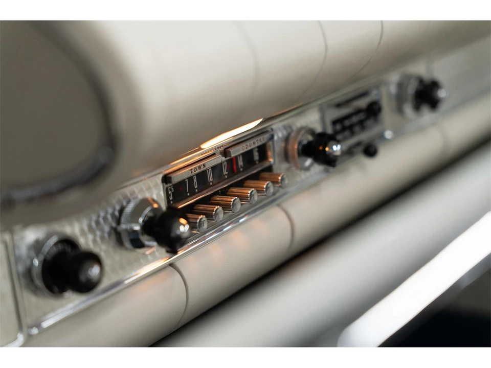 1957 Ford Thunderbird 1st Gen - Image 20 of 28