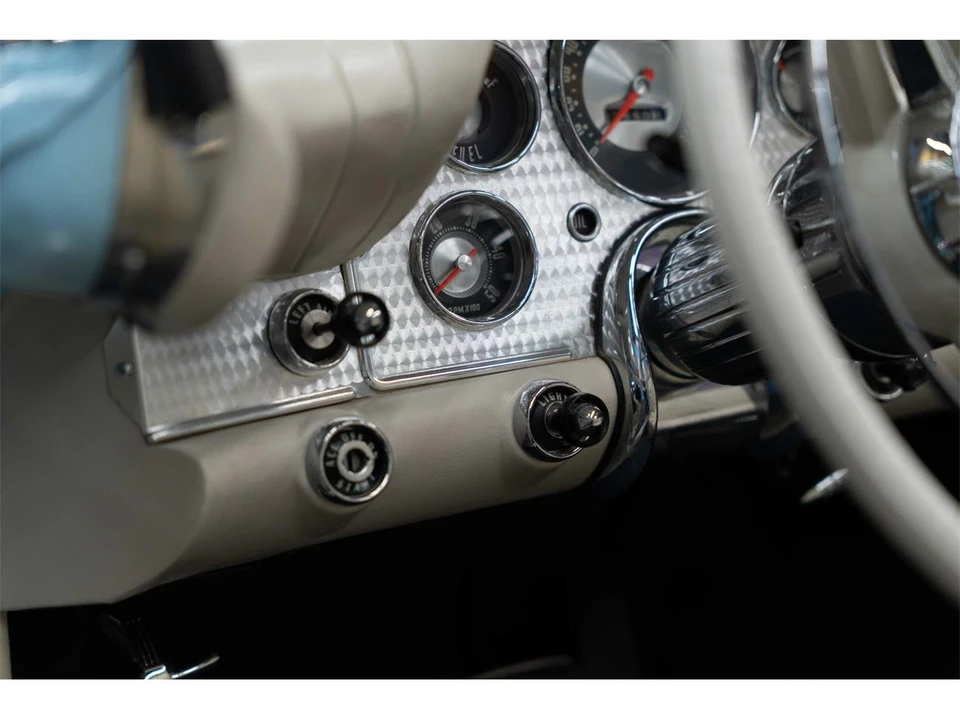 1957 Ford Thunderbird 1st Gen - Image 21 of 28