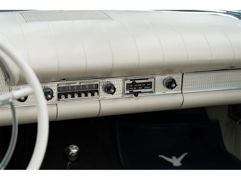 1957 Ford Thunderbird 1st Gen - Image 22 of 28