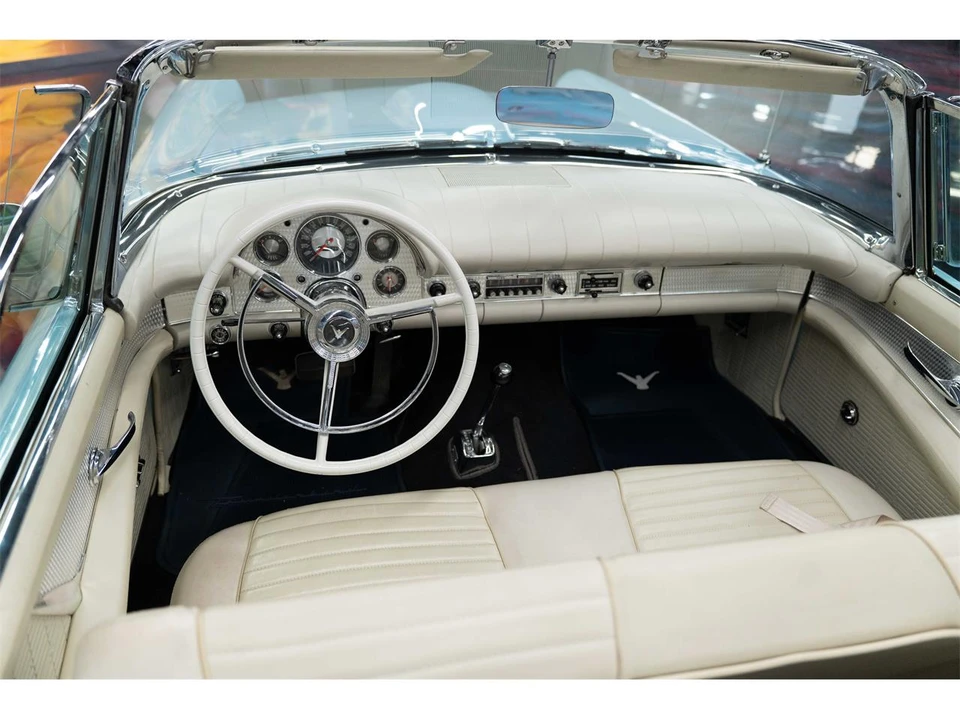 1957 Ford Thunderbird 1st Gen - Image 25 of 28