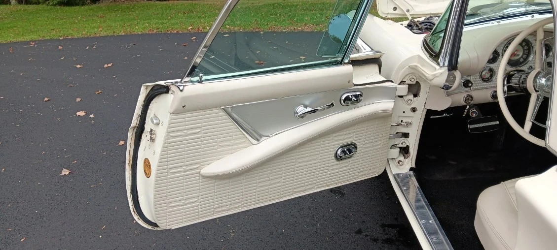 1957 Ford Thunderbird 1st Gen - Image 12 of 21