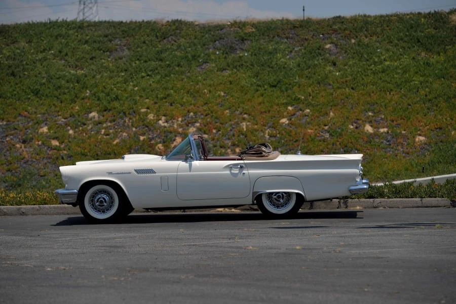 1957 Ford Thunderbird 1st Gen - Image 8 of 12