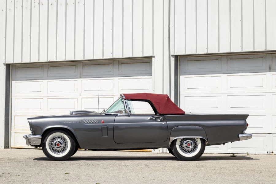 1957 Ford Thunderbird 1st Gen - Image 16 of 31
