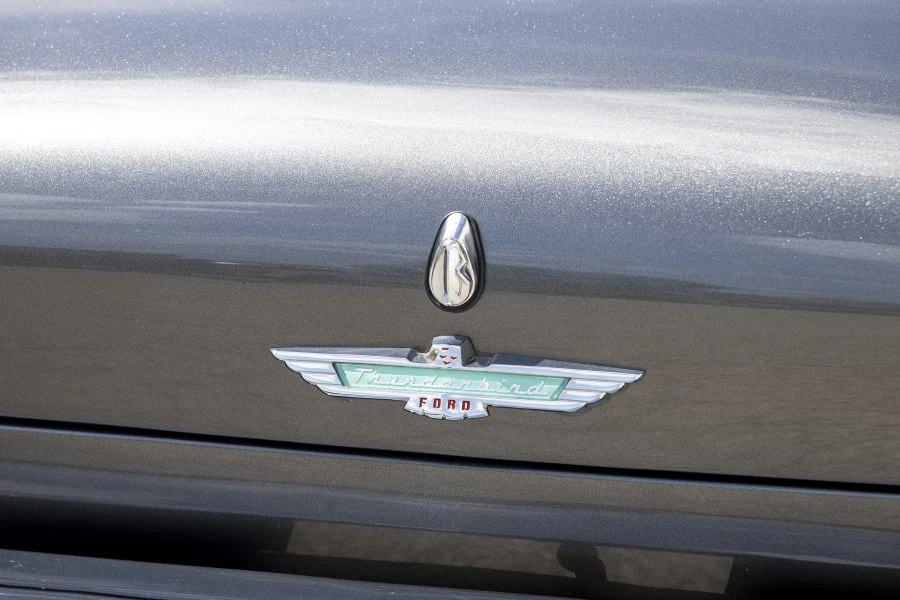 1957 Ford Thunderbird 1st Gen - Image 19 of 31