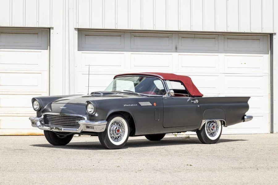 1957 Ford Thunderbird 1st Gen - Image 14 of 31