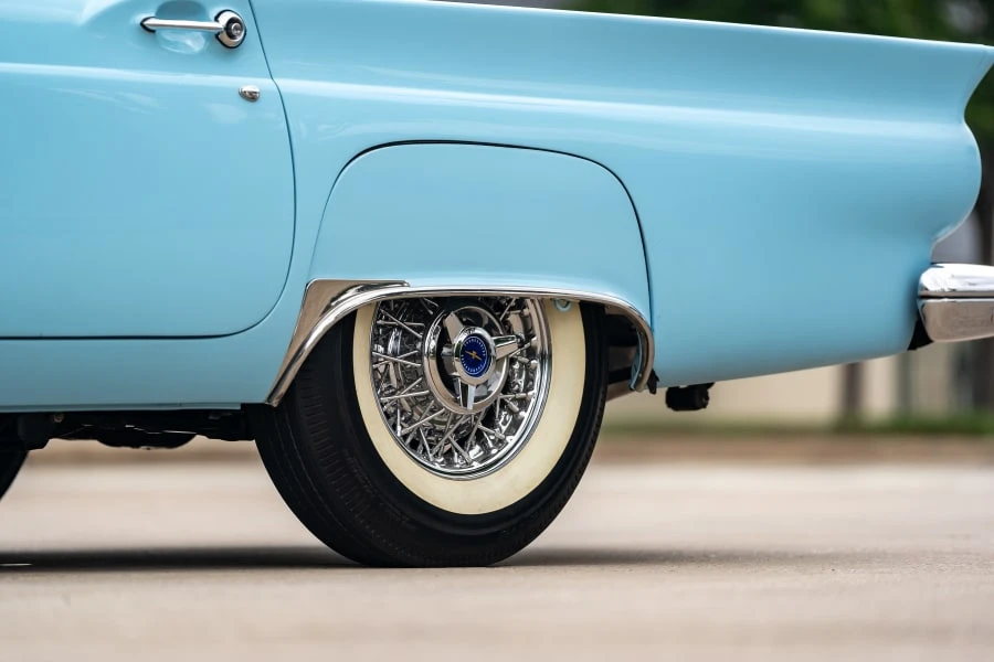 1957 Ford Thunderbird 1st Gen - Image 16 of 29