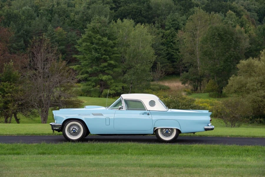 1957 Ford Thunderbird 1st Gen - Image 20 of 31