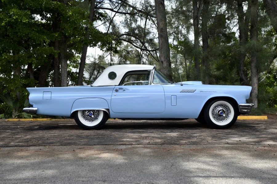 1957 Ford Thunderbird 1st Gen - Image 20 of 31