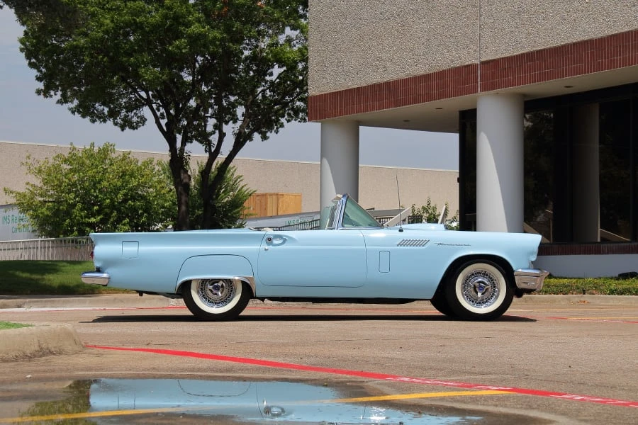 1957 Ford Thunderbird 1st Gen - Image 13 of 31