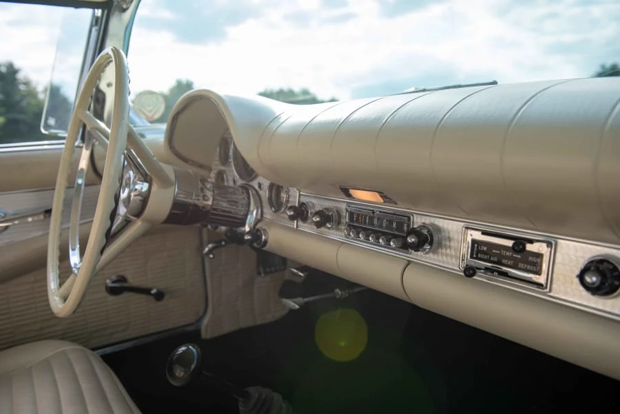 1957 Ford Thunderbird 1st Gen - Image 29 of 31