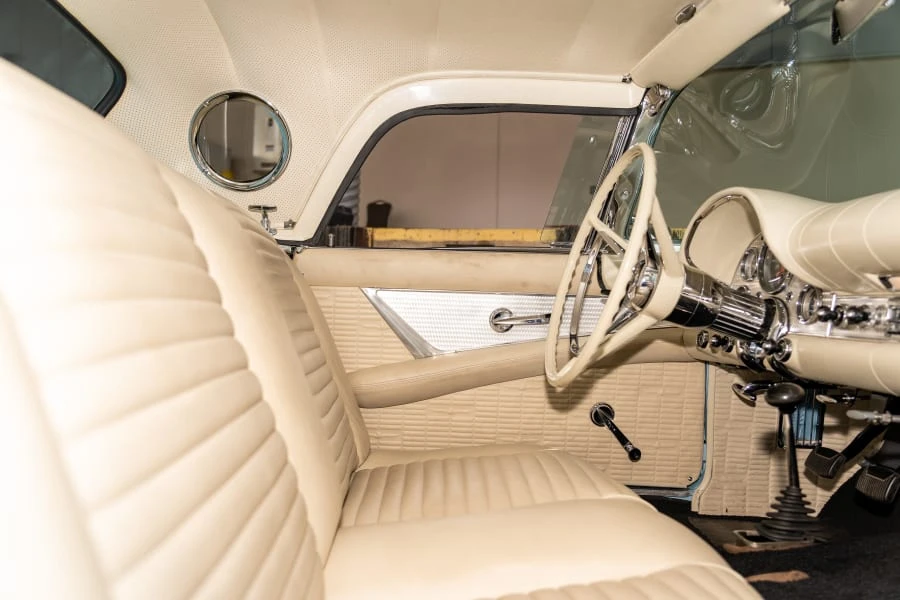 1957 Ford Thunderbird 1st Gen - Image 18 of 29