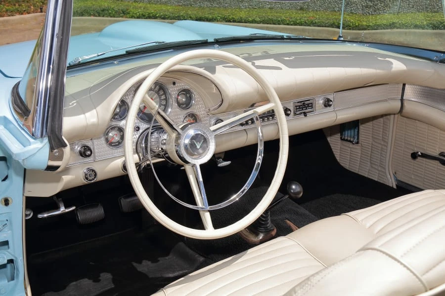 1957 Ford Thunderbird 1st Gen - Image 24 of 31