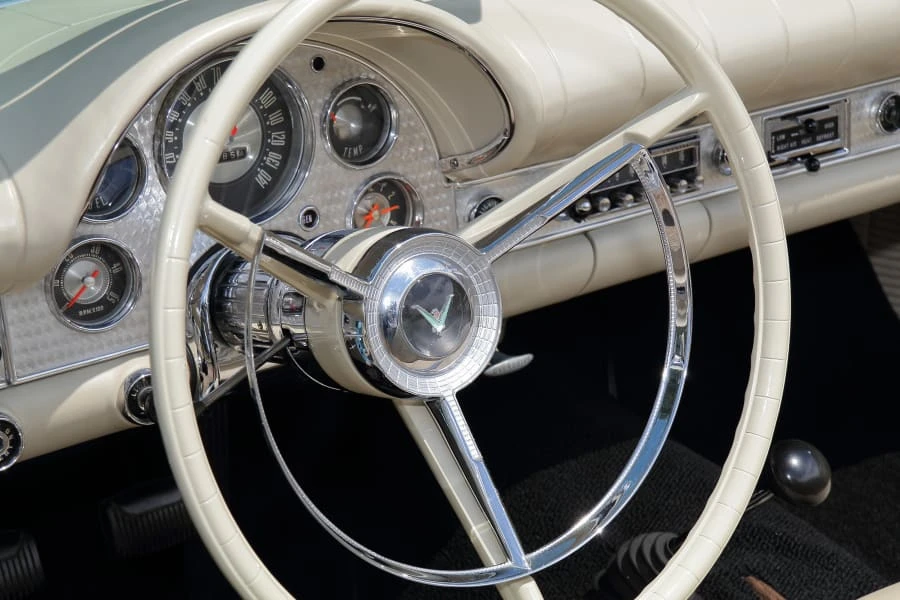 1957 Ford Thunderbird 1st Gen - Image 26 of 31