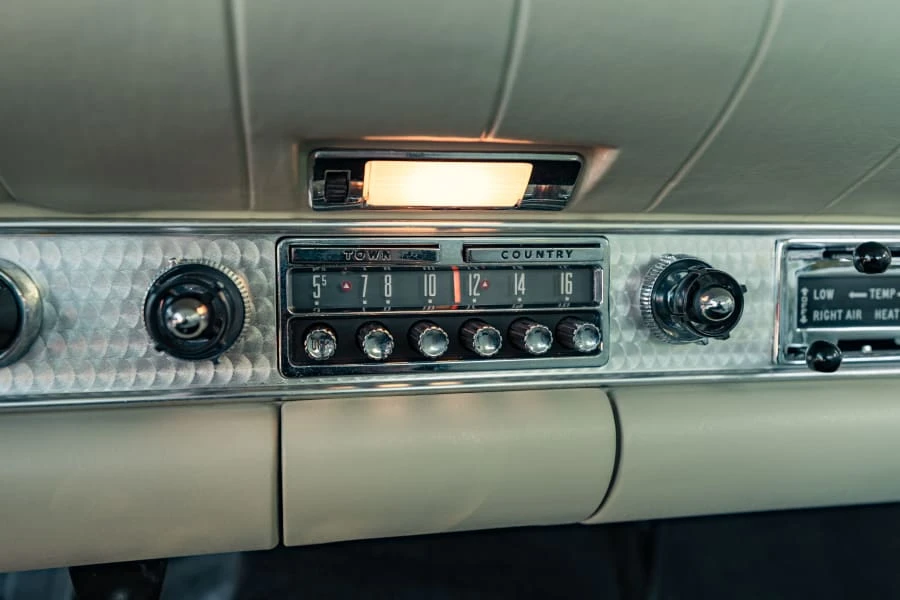 1957 Ford Thunderbird 1st Gen - Image 24 of 31