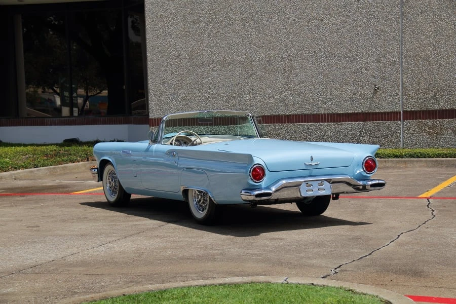 1957 Ford Thunderbird 1st Gen - Image 14 of 31