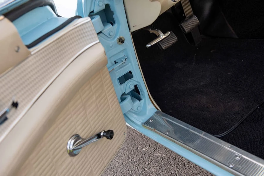 1957 Ford Thunderbird 1st Gen - Image 30 of 31