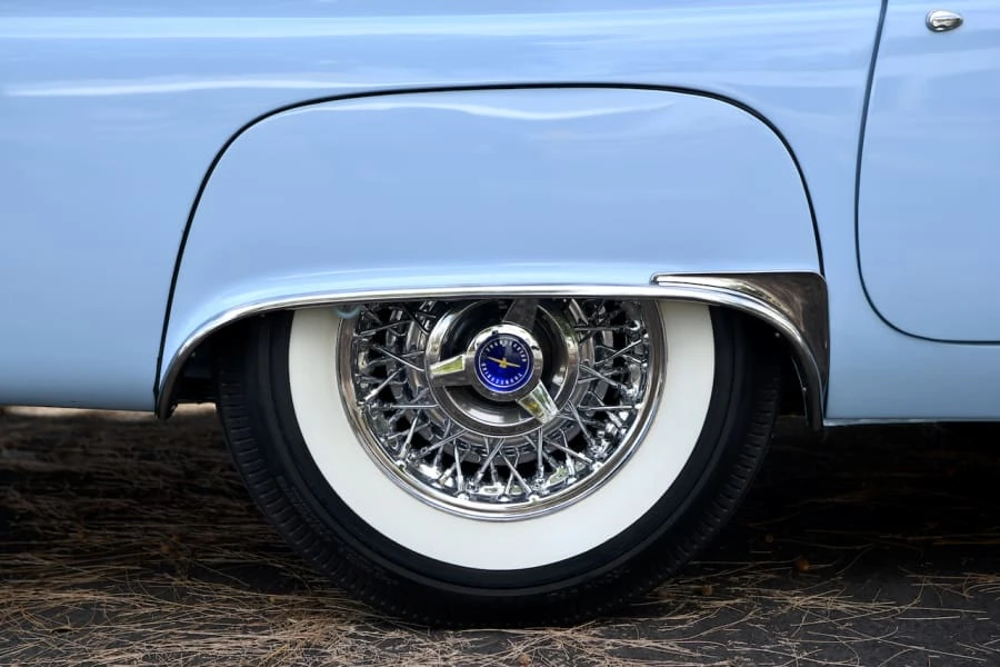 1957 Ford Thunderbird 1st Gen - Image 14 of 31