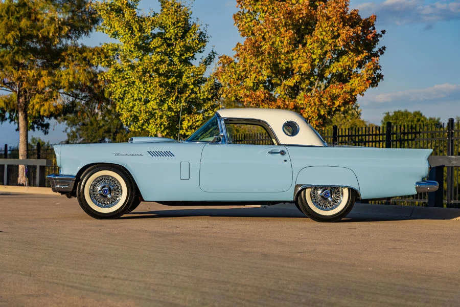 1957 Ford Thunderbird 1st Gen - Image 2 of 31