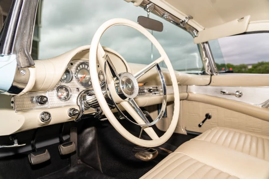 1957 Ford Thunderbird 1st Gen - Image 20 of 29