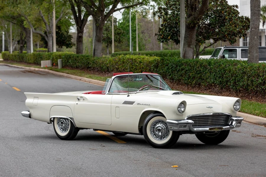 1957 Ford Thunderbird 1st Gen - Image 14 of 31
