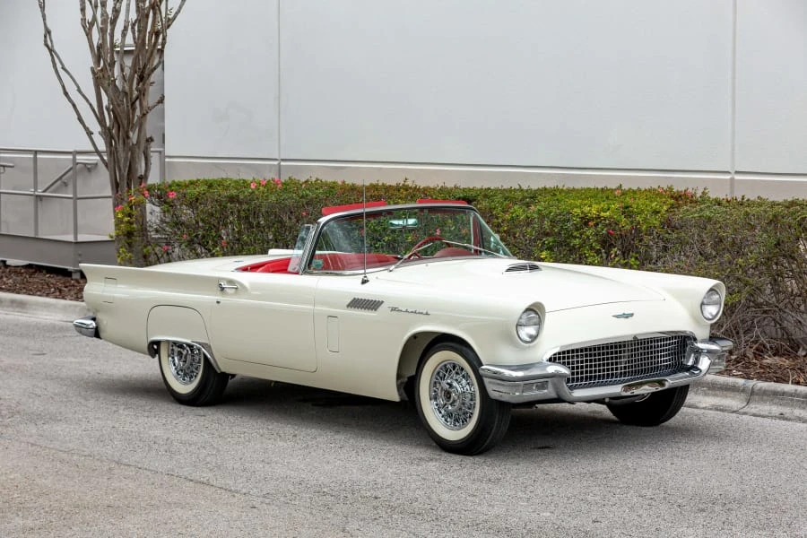 1957 Ford Thunderbird 1st Gen - Image 22 of 31