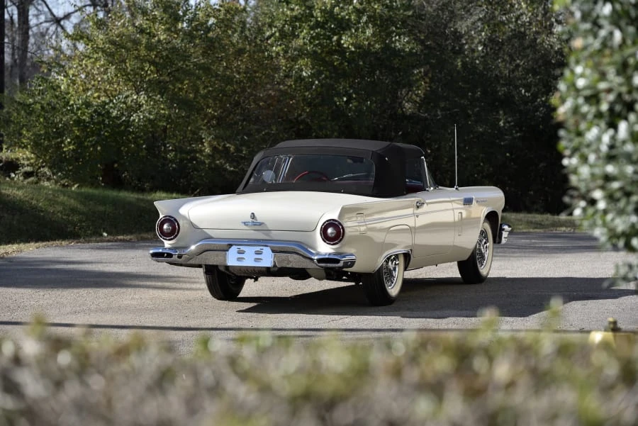 1957 Ford Thunderbird 1st Gen - Image 17 of 31