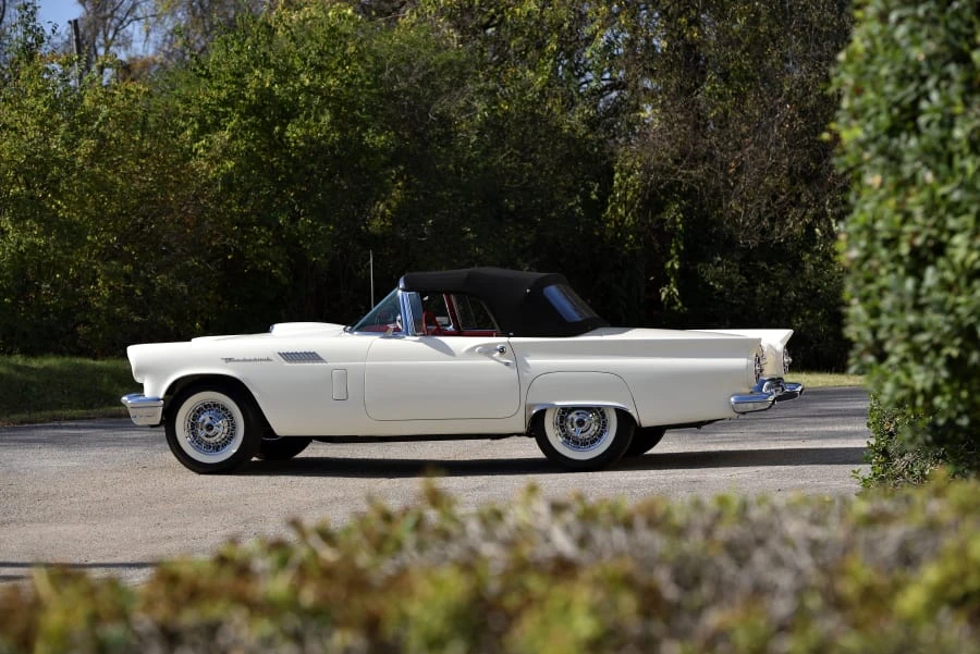 1957 Ford Thunderbird 1st Gen - Image 11 of 31