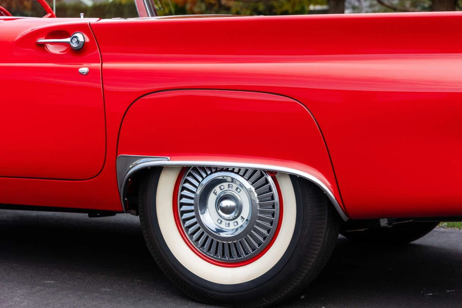 1957 Ford Thunderbird 1st Gen - Image 22 of 31