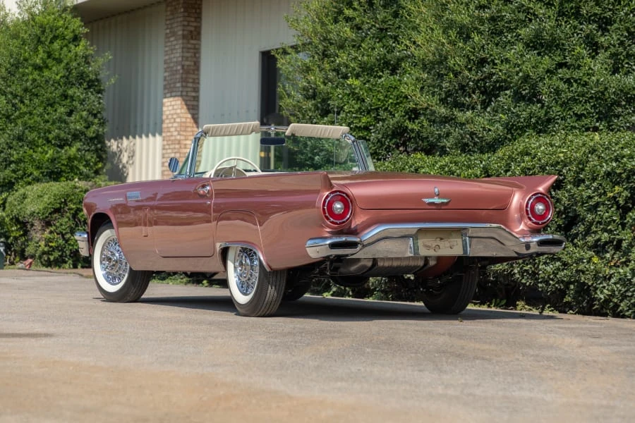 1957 Ford Thunderbird 1st Gen - Image 21 of 31