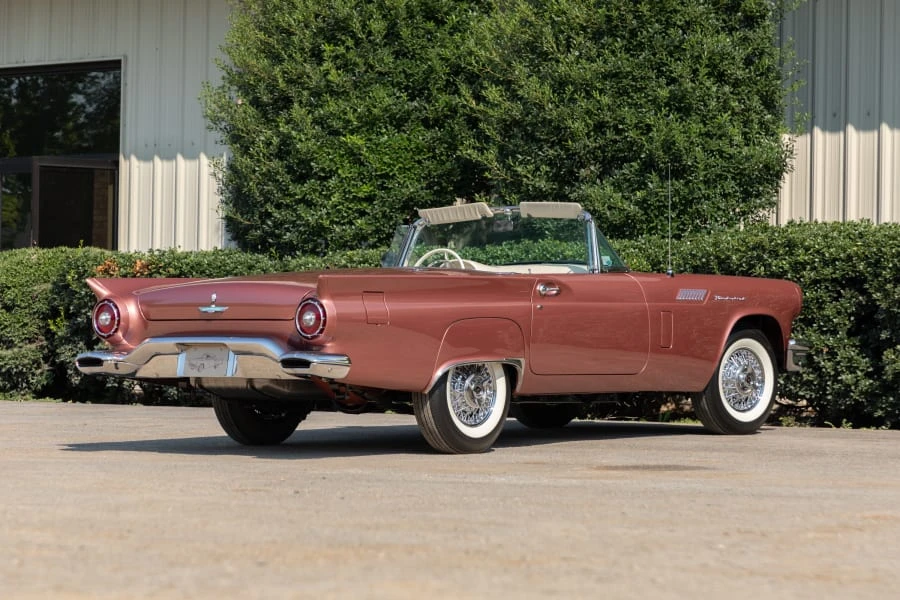 1957 Ford Thunderbird 1st Gen - Image 25 of 31