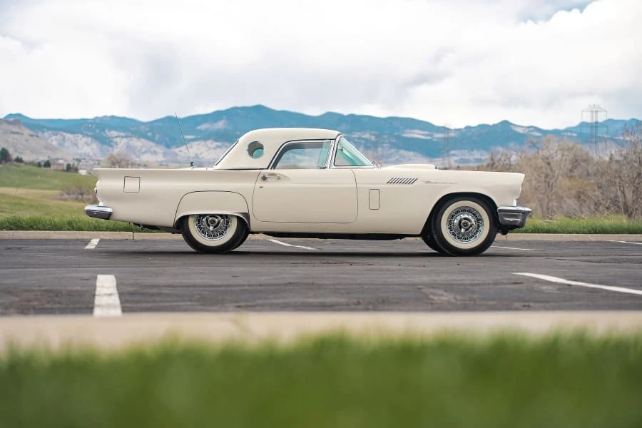 1957 Ford Thunderbird 1st Gen - Image 18 of 31