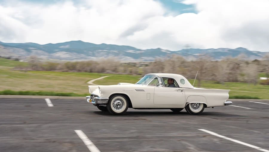 1957 Ford Thunderbird 1st Gen - Image 28 of 31