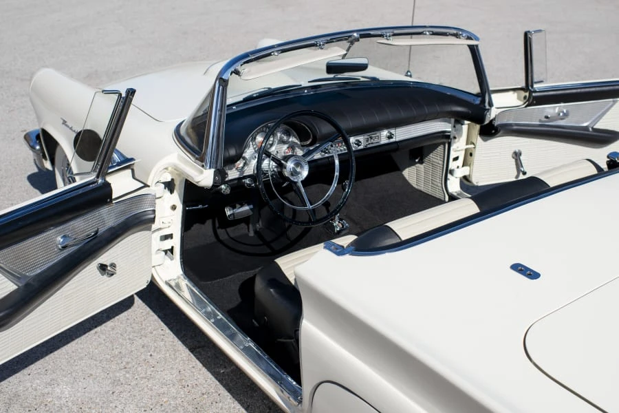 1957 Ford Thunderbird 1st Gen - Image 23 of 30