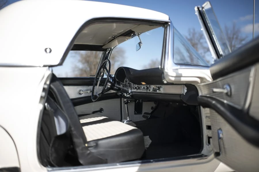1957 Ford Thunderbird 1st Gen - Image 22 of 30