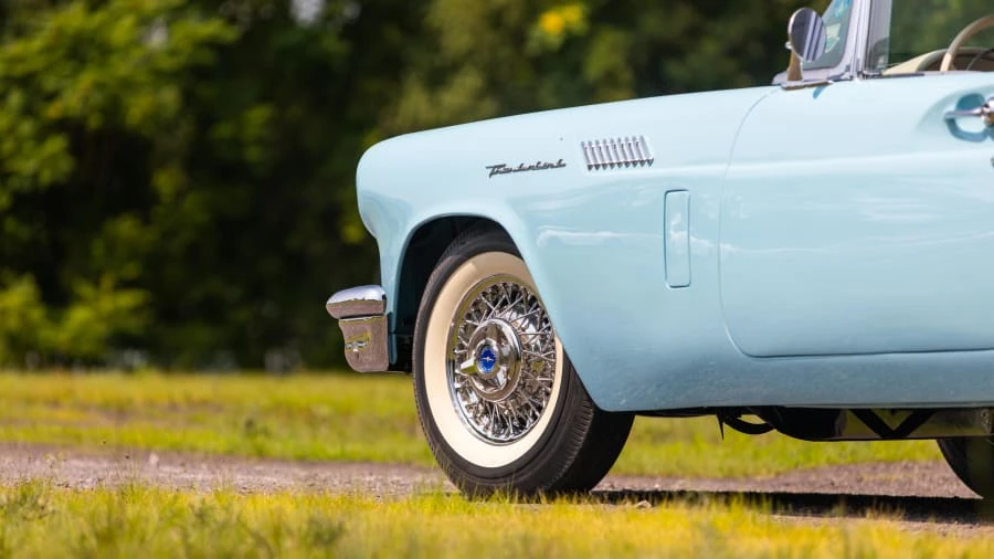 1957 Ford Thunderbird 1st Gen - Image 16 of 28