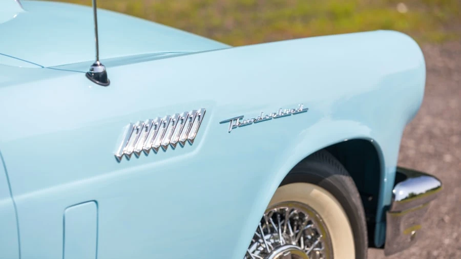 1957 Ford Thunderbird 1st Gen - Image 24 of 28