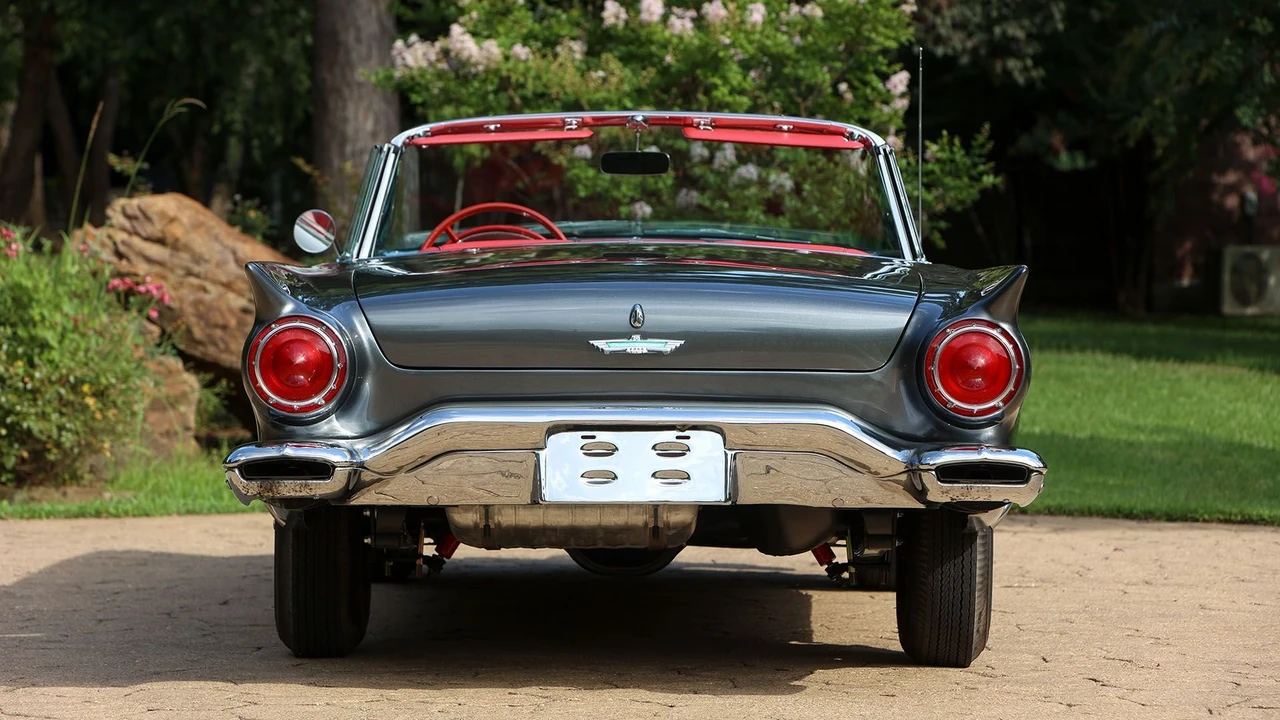 1957 Ford Thunderbird 1st Gen - Image 14 of 31