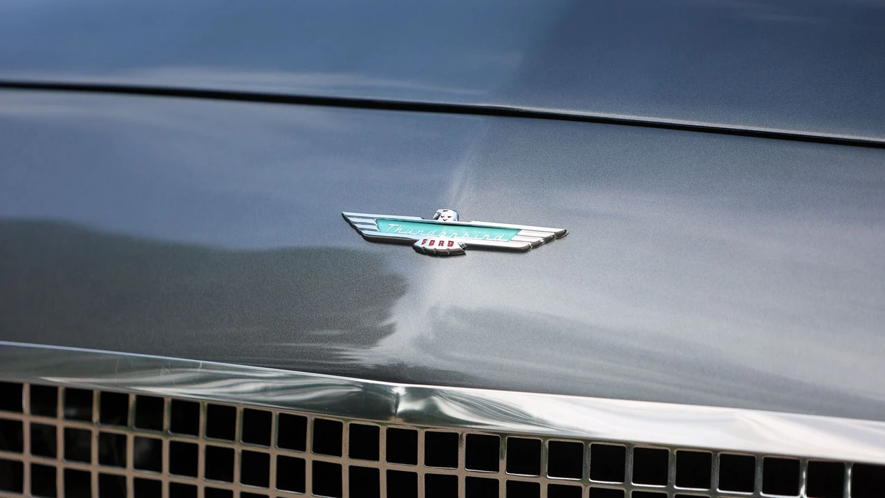 1957 Ford Thunderbird 1st Gen - Image 17 of 31