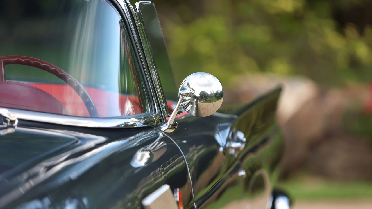 1957 Ford Thunderbird 1st Gen - Image 30 of 31