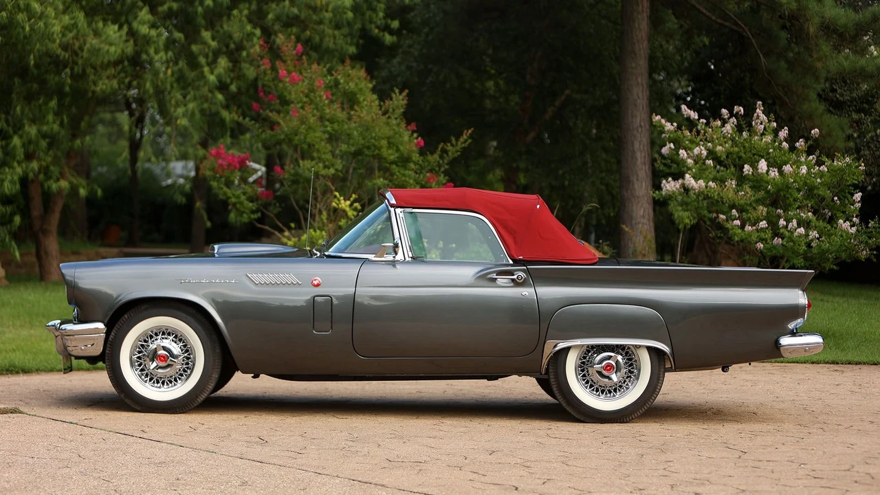 1957 Ford Thunderbird 1st Gen - Image 13 of 31
