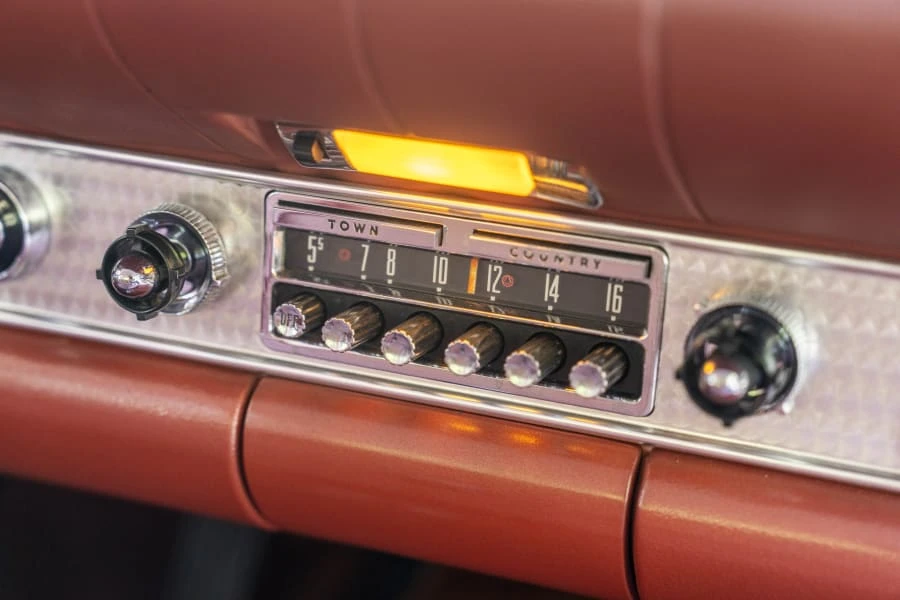 1957 Ford Thunderbird 1st Gen - Image 23 of 31