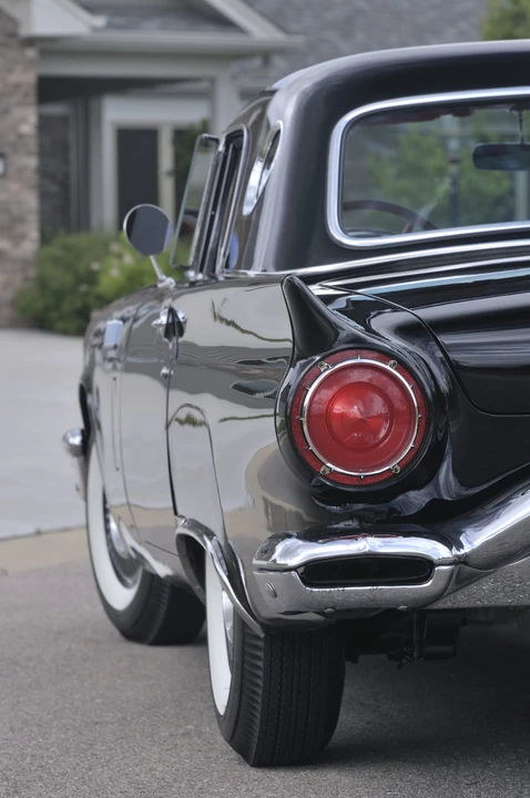 1957 Ford Thunderbird 1st Gen - Image 8 of 12