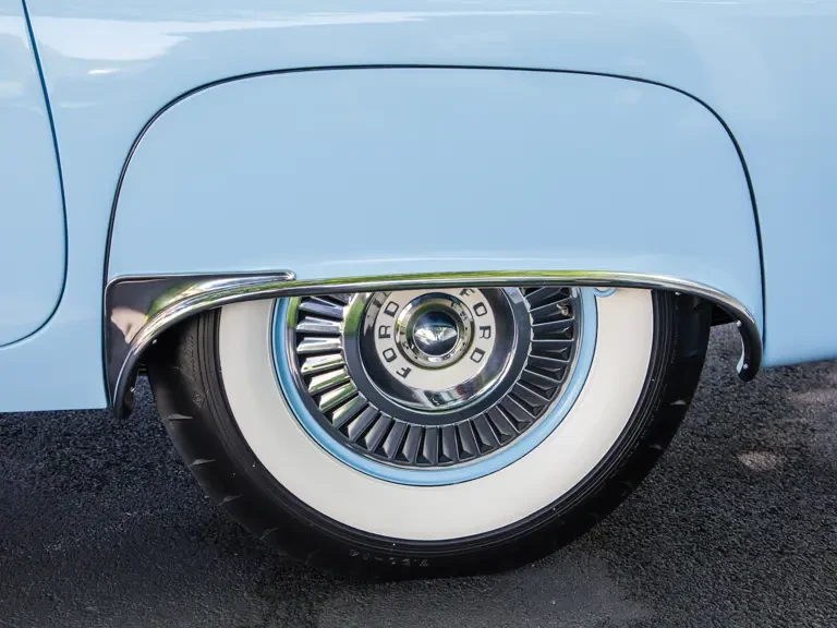 1957 Ford Thunderbird 1st Gen - Image 15 of 22