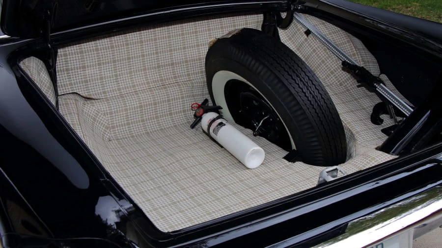 1957 Ford Thunderbird 1st Gen - Image 17 of 31