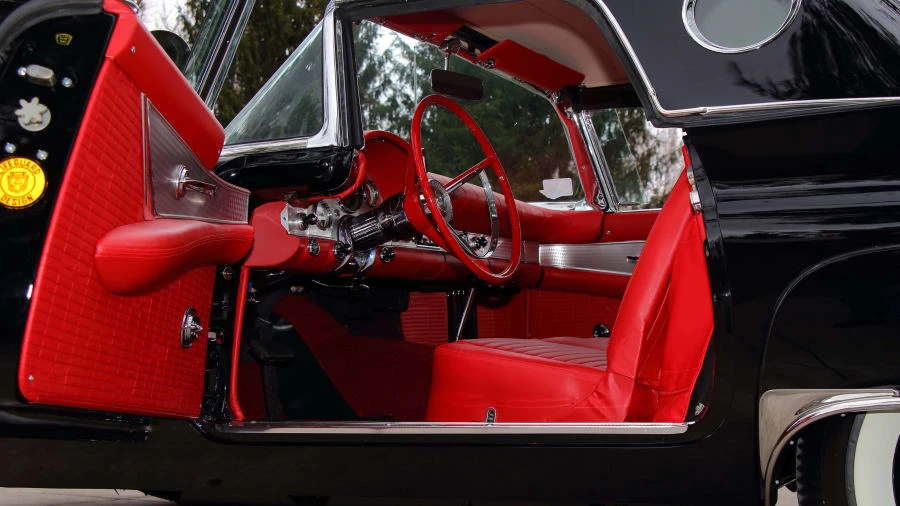 1957 Ford Thunderbird 1st Gen - Image 26 of 31