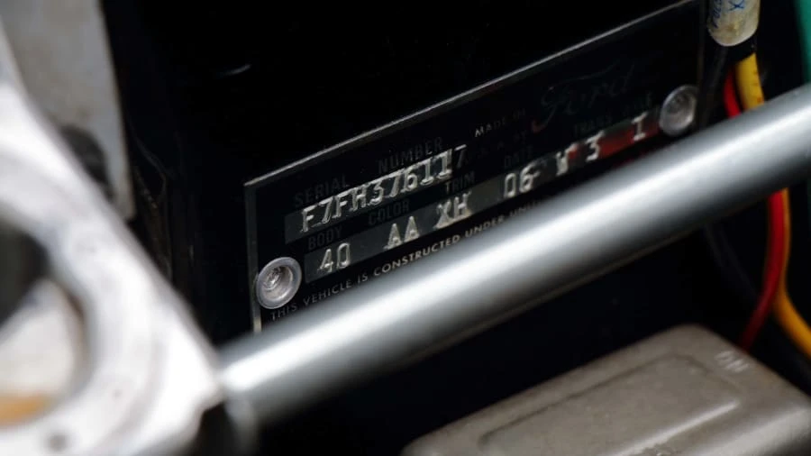 1957 Ford Thunderbird 1st Gen - Image 30 of 31
